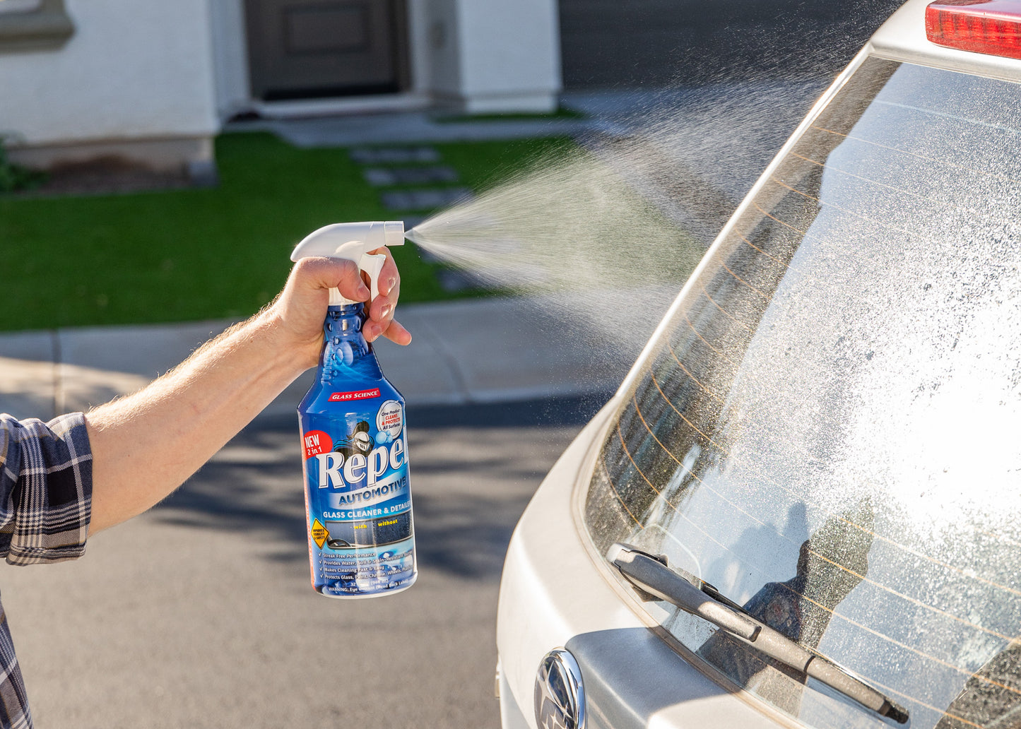 Repel Automotive Glass Cleaner, Protectant & Detailer - (2 bottles) 32 oz